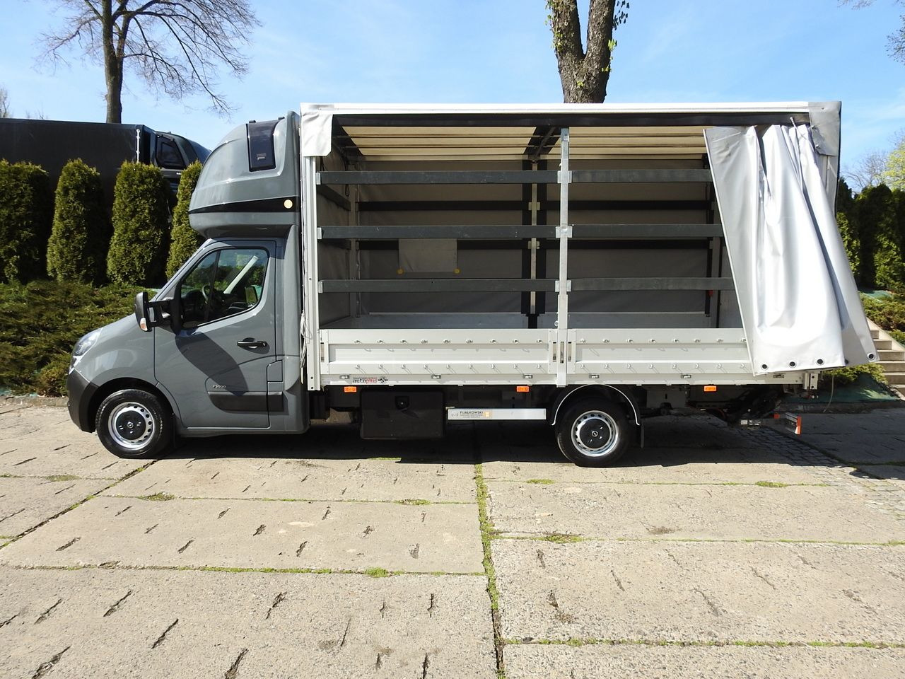 Leasing of OPEL MOVANO  TARPAULIN LIFT 9 PALLETS WEBASTO CRUISE CONTROL NAVIGATION LED LIGHTS PNEUMATICS AIR CONDITIONING  165HP OPEL MOVANO  TARPAULIN LIFT 9 PALLETS WEBASTO CRUISE CONTROL NAVIGATION LED LIGHTS PNEUMATICS AIR CONDITIONING  165HP: picture 8