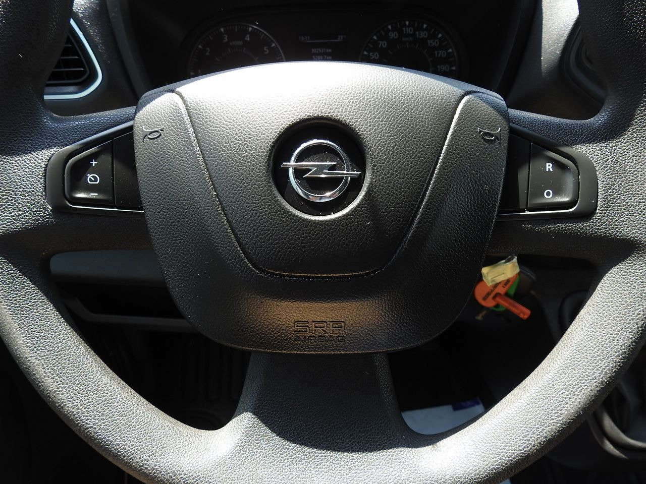 Leasing of OPEL MOVANO  TARPAULIN LIFT 9 PALLETS WEBASTO CRUISE CONTROL NAVIGATION LED LIGHTS PNEUMATICS AIR CONDITIONING  165HP OPEL MOVANO  TARPAULIN LIFT 9 PALLETS WEBASTO CRUISE CONTROL NAVIGATION LED LIGHTS PNEUMATICS AIR CONDITIONING  165HP: picture 36