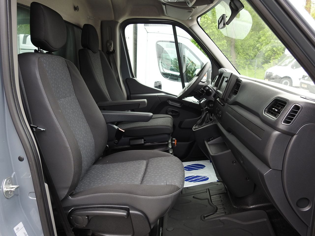 Leasing of OPEL MOVANO  TARPAULIN LIFT 9 PALLETS WEBASTO CRUISE CONTROL NAVIGATION LED LIGHTS PNEUMATICS AIR CONDITIONING  165HP OPEL MOVANO  TARPAULIN LIFT 9 PALLETS WEBASTO CRUISE CONTROL NAVIGATION LED LIGHTS PNEUMATICS AIR CONDITIONING  165HP: picture 43