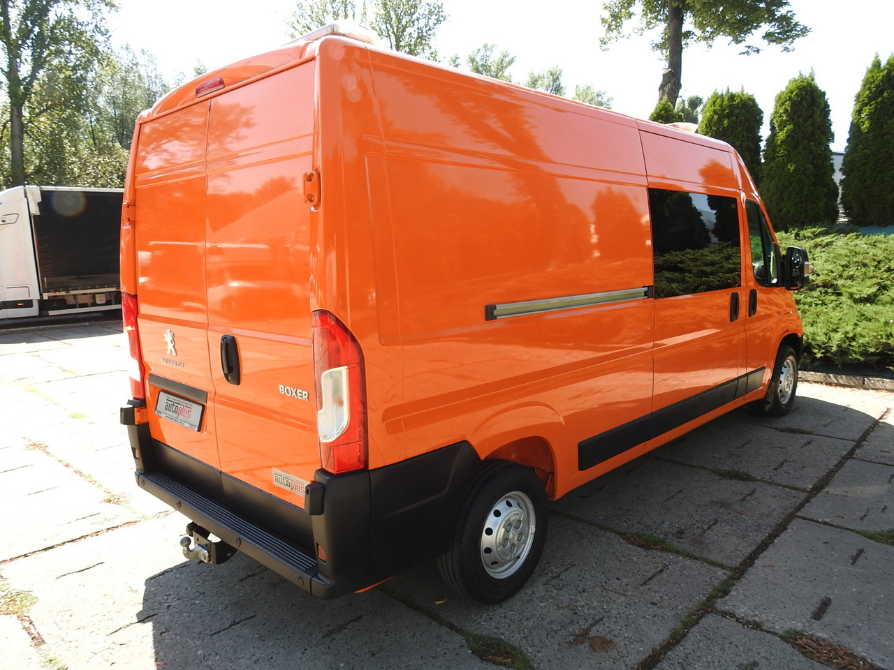 PEUGEOT BOXER BOX DELIVERY VAN 7 SEATS AIR CONDITIONING  120HP - Panel van: picture 3 PEUGEOT BOXER BOX DELIVERY VAN 7 SEATS AIR CONDITIONING  120HP - Panel van: picture 3