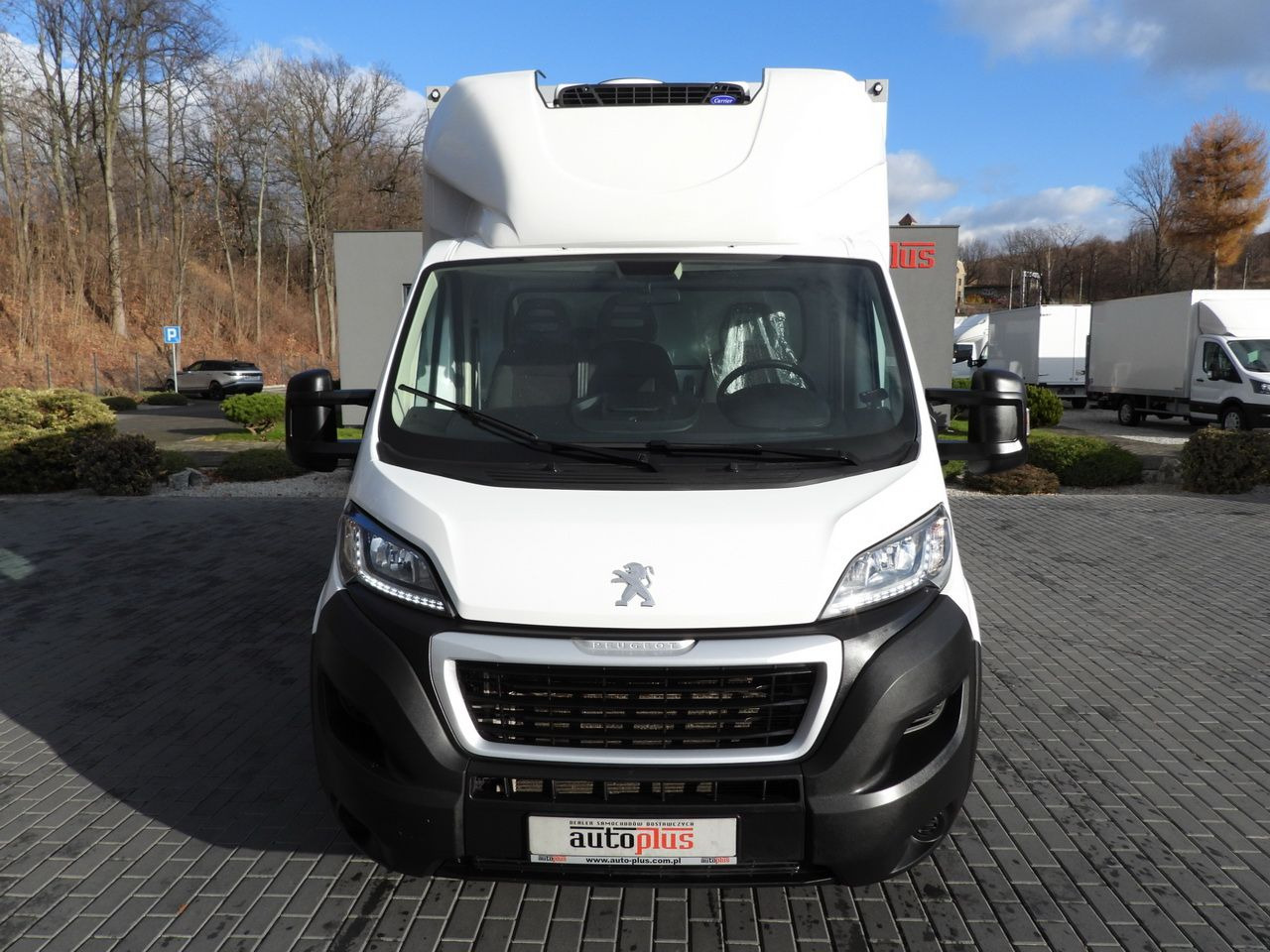 PEUGEOT BOXER REGRIGERATOR BOX 0*C 8 PALLETS CRUISE CONTROL LED LIGHTS AIR CONDITIONING 140HP - Refrigerated van: picture 5 PEUGEOT BOXER REGRIGERATOR BOX 0*C 8 PALLETS CRUISE CONTROL LED LIGHTS AIR CONDITIONING 140HP - Refrigerated van: picture 5