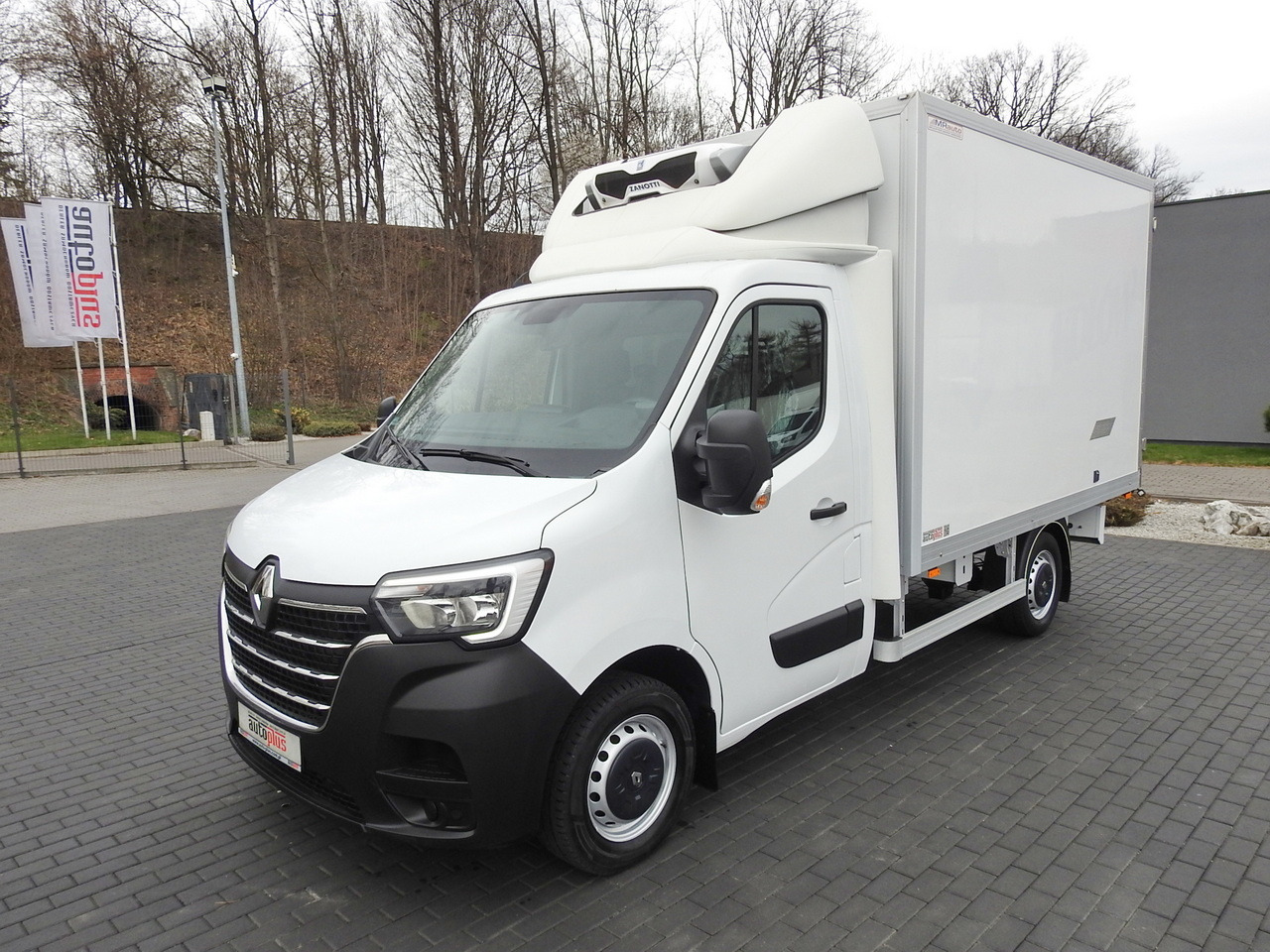 Refrigerated van RENAULT MASTER  REGRIGERATOR BOX 0*C LED LIGHTS AIR CONDITIONING  145HP: picture 6
