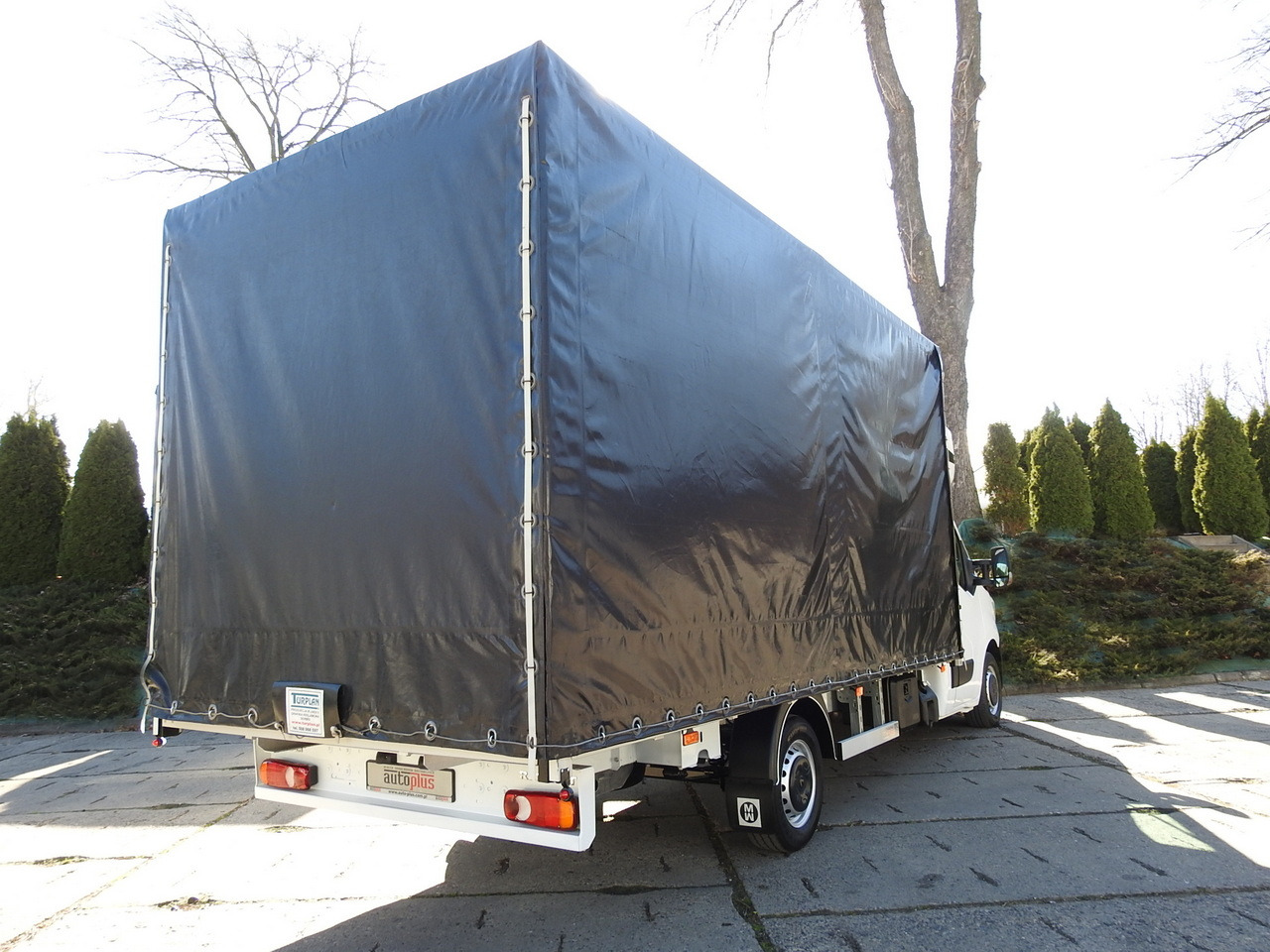 RENAULT MASTER TARPAULIN 10 PALLETS WEBASTO CRUISE CONTROL AIR CONDITIONING LED LIGHTS 165HP - Curtain side van: picture 3 RENAULT MASTER TARPAULIN 10 PALLETS WEBASTO CRUISE CONTROL AIR CONDITIONING LED LIGHTS 165HP - Curtain side van: picture 3