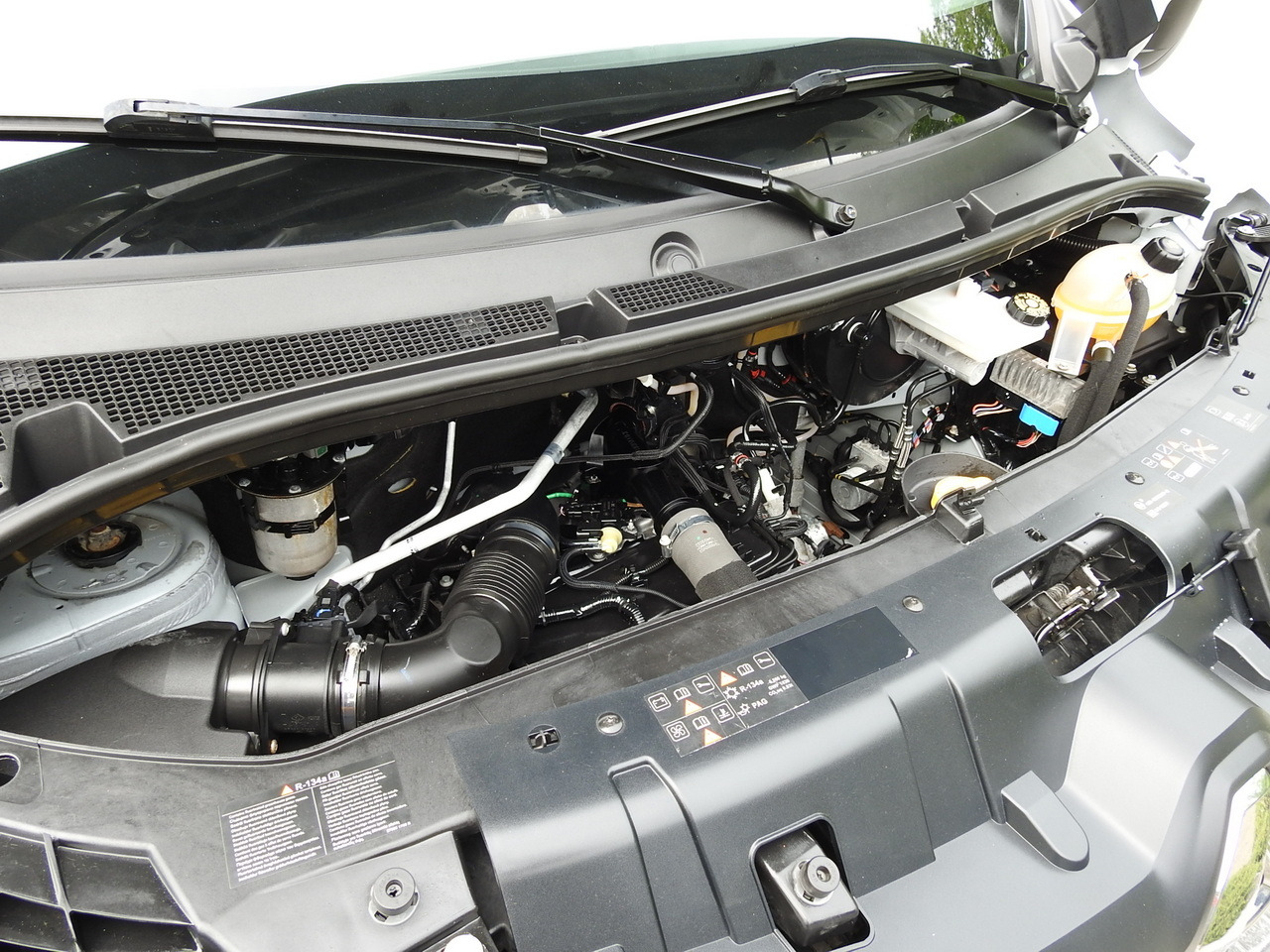 Curtain side van RENAULT MASTER TARPAULIN 10 PALLETS WEBASTO CRUISE CONTROL AIR CONDITIONING LED LIGHTS PNEUMATICS 165HP: picture 27 Curtain side van RENAULT MASTER TARPAULIN 10 PALLETS WEBASTO CRUISE CONTROL AIR CONDITIONING LED LIGHTS PNEUMATICS 165HP: picture 27