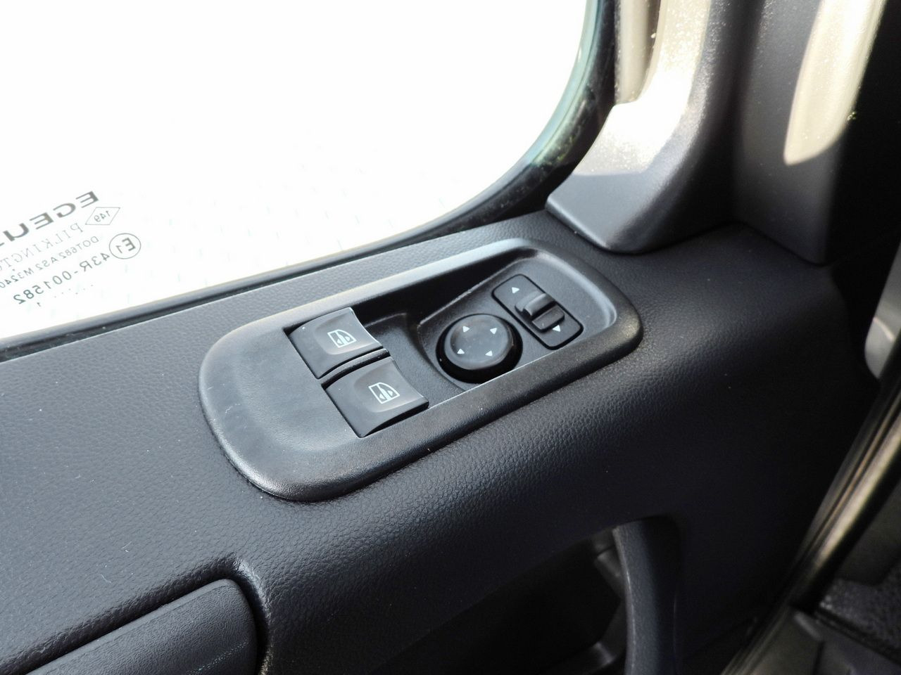 Curtain side van RENAULT MASTER TARPAULIN 10 PALLETS WEBASTO CRUISE CONTROL LED LIGHTS PNEUMATICS AIR CONDITIONING 165HP: picture 29 Curtain side van RENAULT MASTER TARPAULIN 10 PALLETS WEBASTO CRUISE CONTROL LED LIGHTS PNEUMATICS AIR CONDITIONING 165HP: picture 29