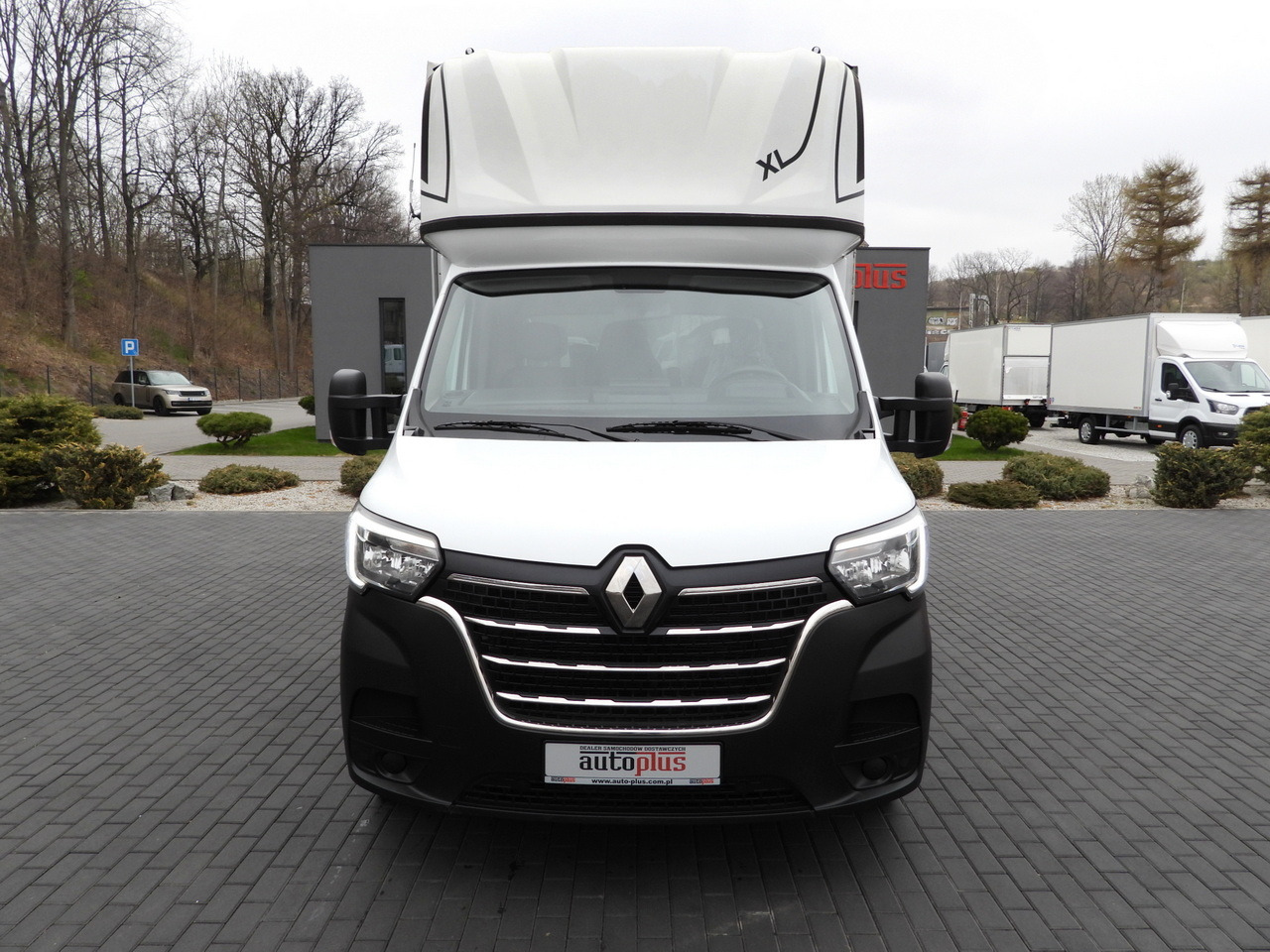 RENAULT MASTER TARPAULIN 10 PALLETS WEBASTO CRUISE CONTROL LED LIGHTS PNEUMATICS AIR CONDITIONING 165HP - Curtain side van: picture 5 RENAULT MASTER TARPAULIN 10 PALLETS WEBASTO CRUISE CONTROL LED LIGHTS PNEUMATICS AIR CONDITIONING 165HP - Curtain side van: picture 5