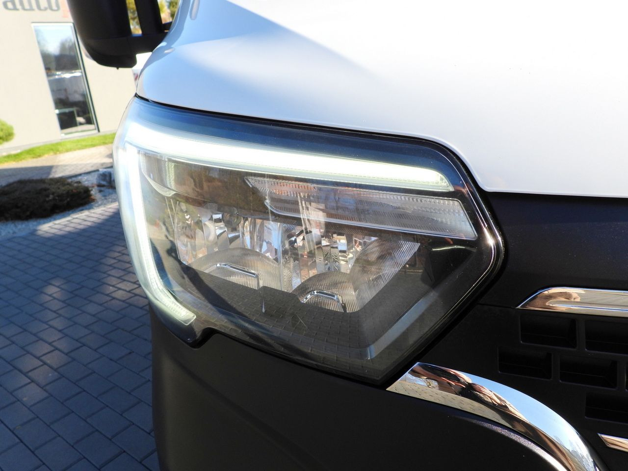 Curtain side van RENAULT MASTER TARPAULIN 10 PALLETS WEBASTO CRUISE CONTROL LED LIGHTS PNEUMATICS AIR CONDITIONING 165HP: picture 21 Curtain side van RENAULT MASTER TARPAULIN 10 PALLETS WEBASTO CRUISE CONTROL LED LIGHTS PNEUMATICS AIR CONDITIONING 165HP: picture 21