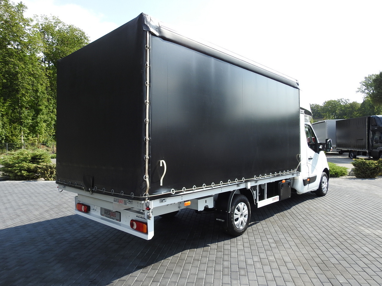 RENAULT MASTER TARPAULIN 8 PALLETS CRUISE CONTROL AIR CONDITIONING  170HP - Curtain side van: picture 3 RENAULT MASTER TARPAULIN 8 PALLETS CRUISE CONTROL AIR CONDITIONING  170HP - Curtain side van: picture 3