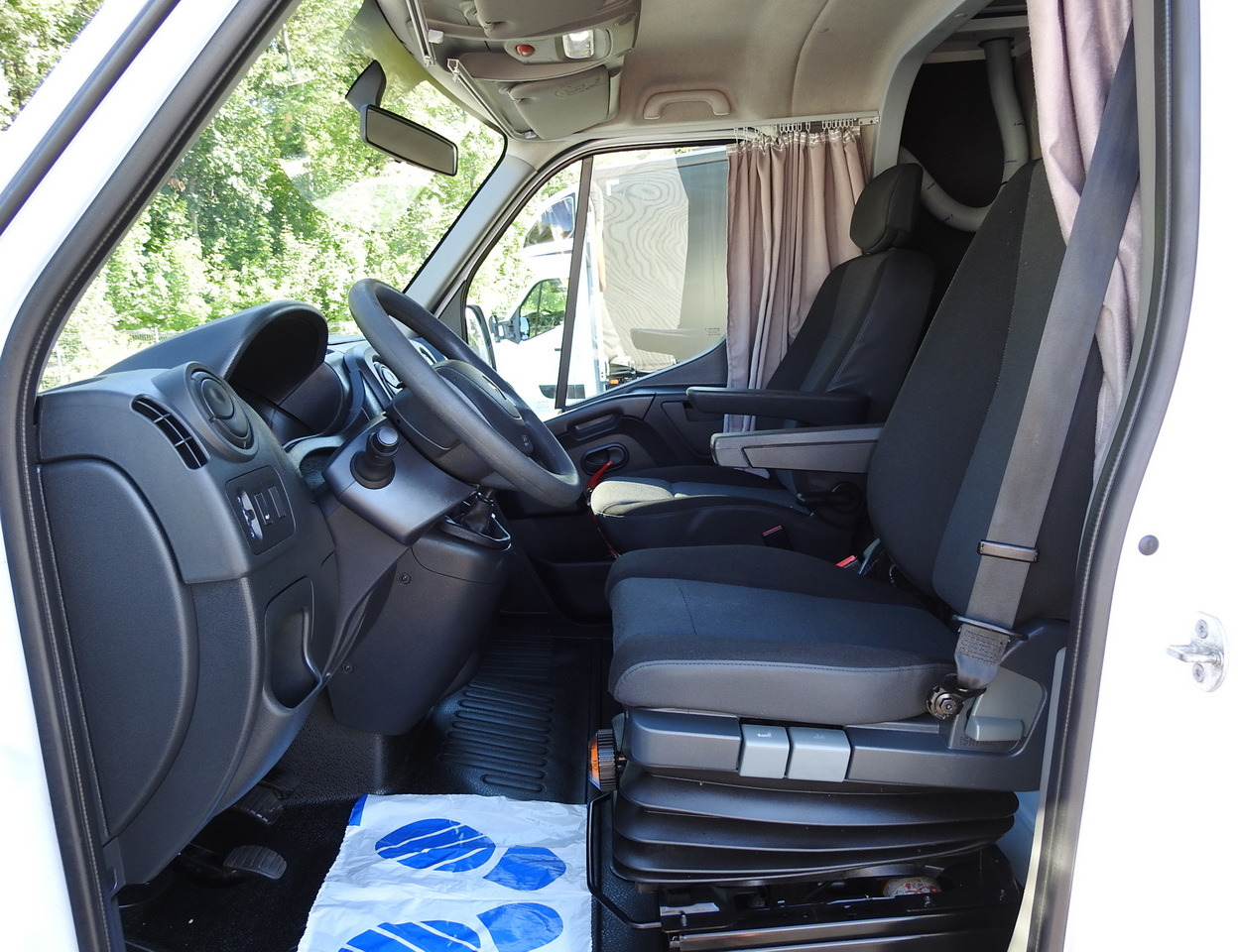 Curtain side van RENAULT MASTER TARPAULIN 8 PALLETS WEBASTO CRUISE CONTROL AIR CONDITIONING PNEUMATICS  170HP: picture 28