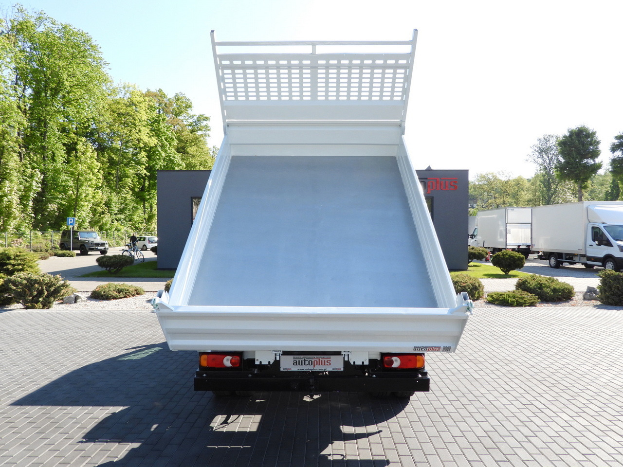 Tipper van RENAULT MASTER TIPPER CRUISE CONTROL TWIN WHEELS AIR CONDITIONING  145HP: picture 11