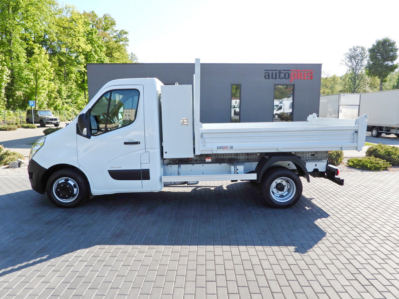 Tipper van RENAULT MASTER TIPPER CRUISE CONTROL TWIN WHEELS AIR CONDITIONING  145HP: picture 8