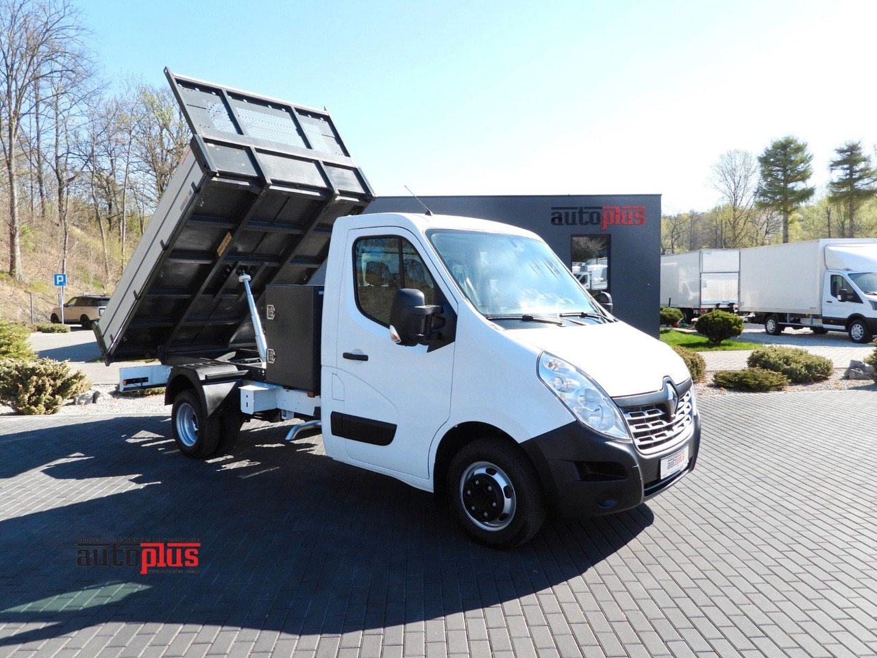 Renault MASTER KIPPER TEMPOMAT NAVIGATION ZWILLINGSRÄDER - Tipper van: picture 1 Renault MASTER KIPPER TEMPOMAT NAVIGATION ZWILLINGSRÄDER - Tipper van: picture 1