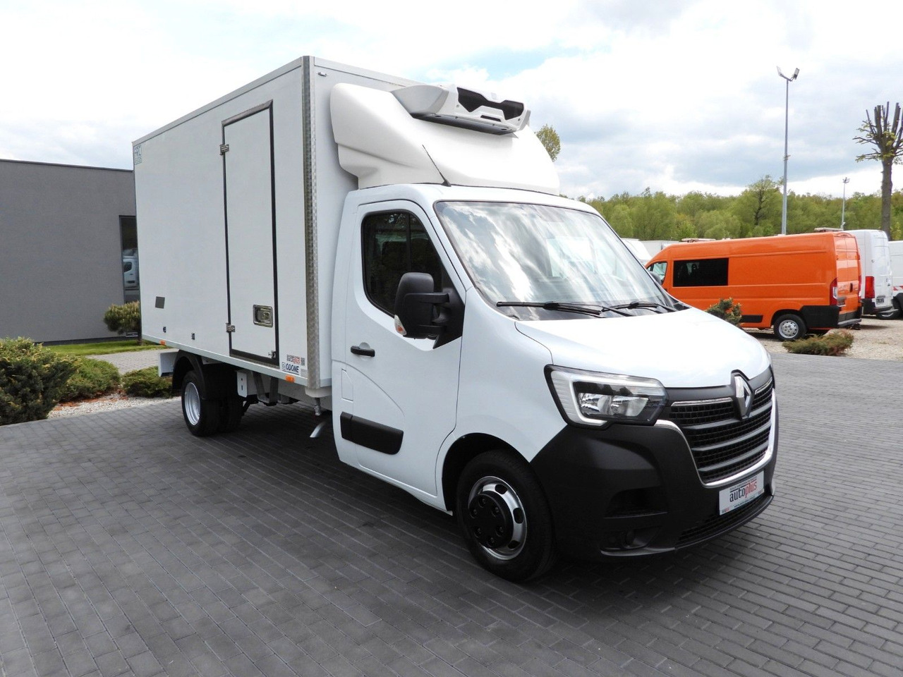 Renault MASTER KÜHLKOFFER -10*C TEMPOMAT LED LICHTER - Refrigerated van: picture 4 Renault MASTER KÜHLKOFFER -10*C TEMPOMAT LED LICHTER - Refrigerated van: picture 4