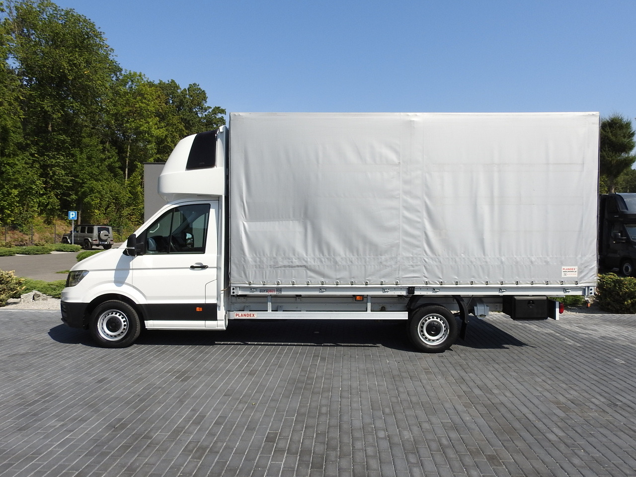 Leasing of VOLKSWAGEN CRAFTER TARPAULIN 10 PALLETS WEBASTO CRUISE CONTROL AIR CONDITIONING LED LIGHTS  180HP VOLKSWAGEN CRAFTER TARPAULIN 10 PALLETS WEBASTO CRUISE CONTROL AIR CONDITIONING LED LIGHTS  180HP: picture 9