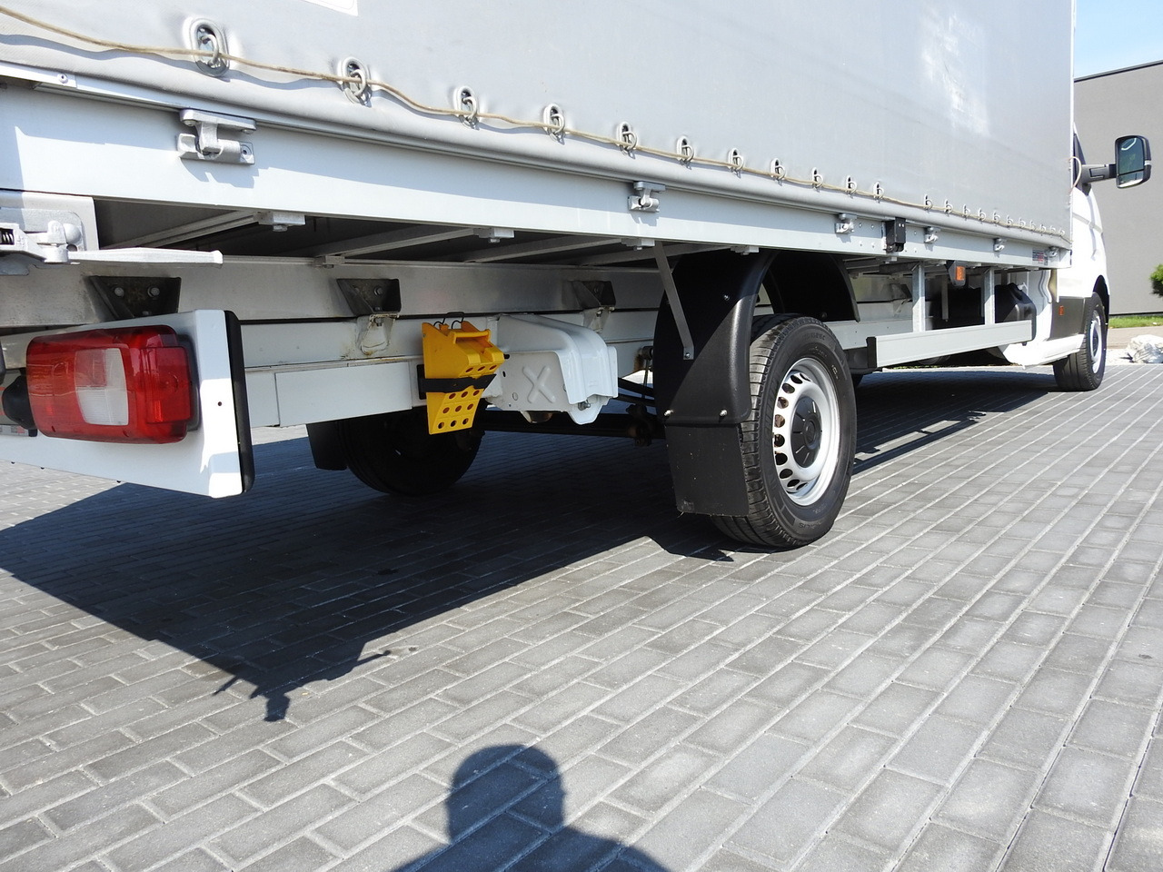 Leasing of VOLKSWAGEN CRAFTER TARPAULIN 10 PALLETS WEBASTO CRUISE CONTROL AIR CONDITIONING LED LIGHTS  180HP VOLKSWAGEN CRAFTER TARPAULIN 10 PALLETS WEBASTO CRUISE CONTROL AIR CONDITIONING LED LIGHTS  180HP: picture 16