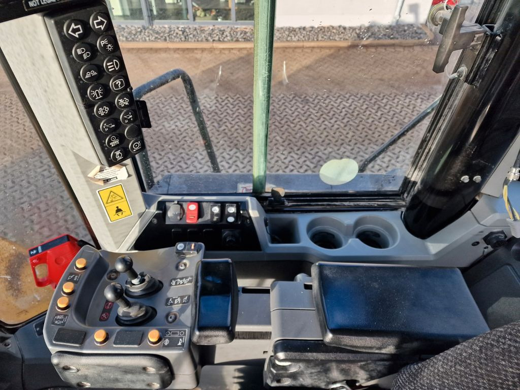 Wheel loader CAT 972MXE: picture 21