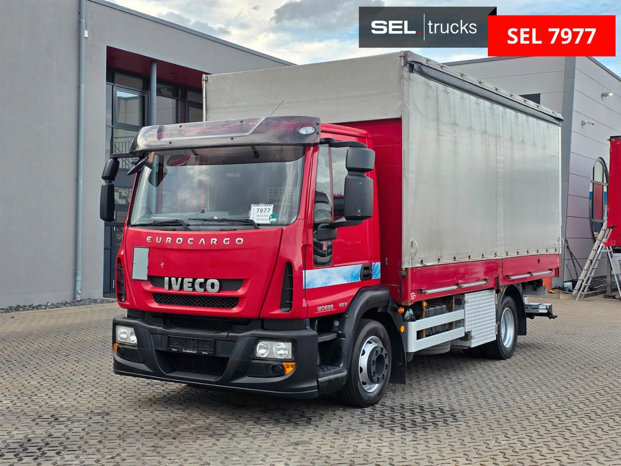 Iveco Eurocargo 120E28 / Ladebordwand / Aluklappen - Curtainsider truck: picture 2 Iveco Eurocargo 120E28 / Ladebordwand / Aluklappen - Curtainsider truck: picture 2