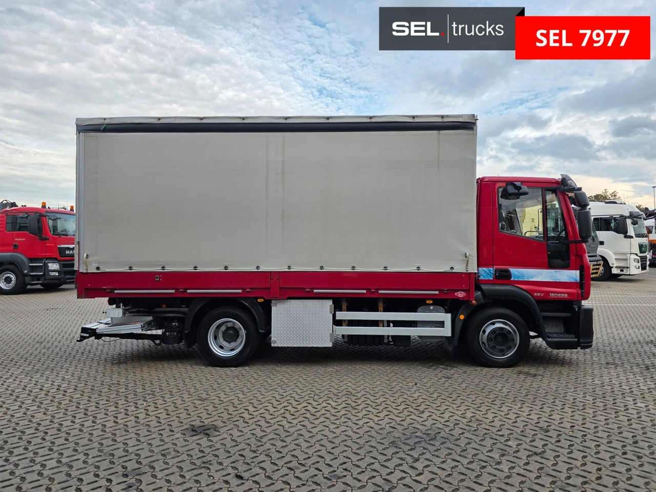 Iveco Eurocargo 120E28 / Ladebordwand / Aluklappen - Curtainsider truck: picture 5 Iveco Eurocargo 120E28 / Ladebordwand / Aluklappen - Curtainsider truck: picture 5