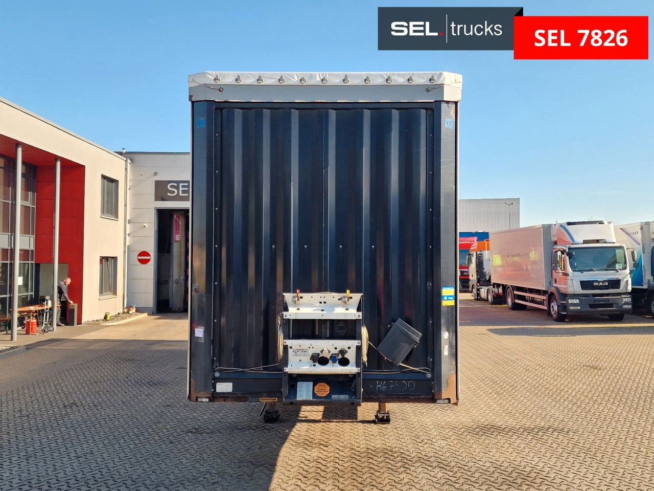 Krone SD - Curtainsider semi-trailer: picture 2 Krone SD - Curtainsider semi-trailer: picture 2