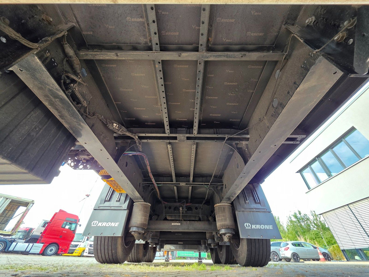 Dropside/ Flatbed semi-trailer Krone SD / Palettenkasten: picture 21