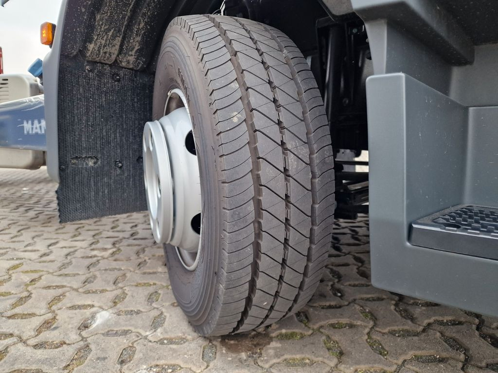 Cab chassis truck MAN TGL 8.250 4x2 BB / Nebenabtrieb/NEU/Euro  6E: picture 28