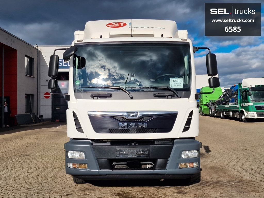 MAN TGM 15.290 4x2 BL / Ladebordwand - Box truck: picture 2 MAN TGM 15.290 4x2 BL / Ladebordwand - Box truck: picture 2