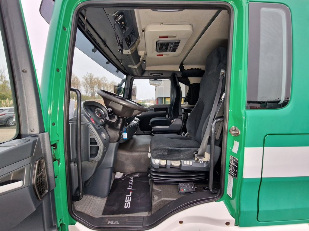 Crane truck MAN TGM 18.340 4X2 BL /Standklima/HIAB 144 GLAS MAN TGM 18.340 4X2 BL /Standklima/HIAB 144 GLAS: picture 15 Crane truck MAN TGM 18.340 4X2 BL /Standklima/HIAB 144 GLAS MAN TGM 18.340 4X2 BL /Standklima/HIAB 144 GLAS: picture 15