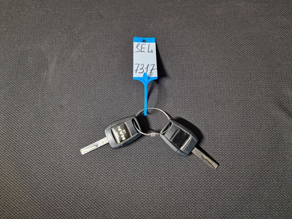 Crane truck MAN TGM 18.340 4X2 BL /Standklima/HIAB 144 GLAS MAN TGM 18.340 4X2 BL /Standklima/HIAB 144 GLAS: picture 26 Crane truck MAN TGM 18.340 4X2 BL /Standklima/HIAB 144 GLAS MAN TGM 18.340 4X2 BL /Standklima/HIAB 144 GLAS: picture 26