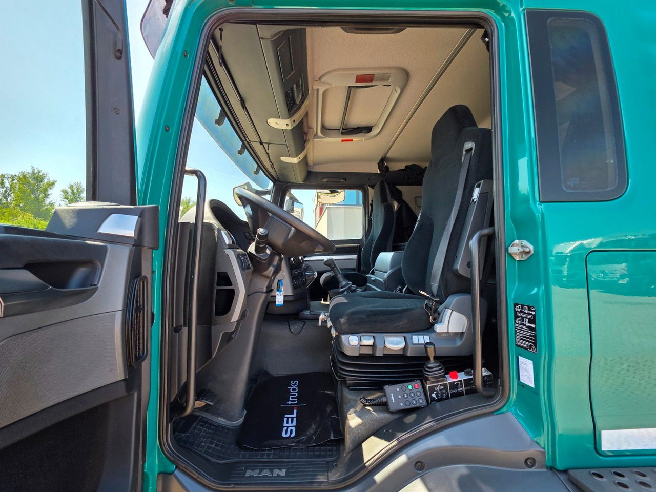 Tipper, Crane truck MAN TGS 28.480 6X4H-4 BL /HIAB /Fernbed. / Lenkachse: picture 16 Tipper, Crane truck MAN TGS 28.480 6X4H-4 BL /HIAB /Fernbed. / Lenkachse: picture 16