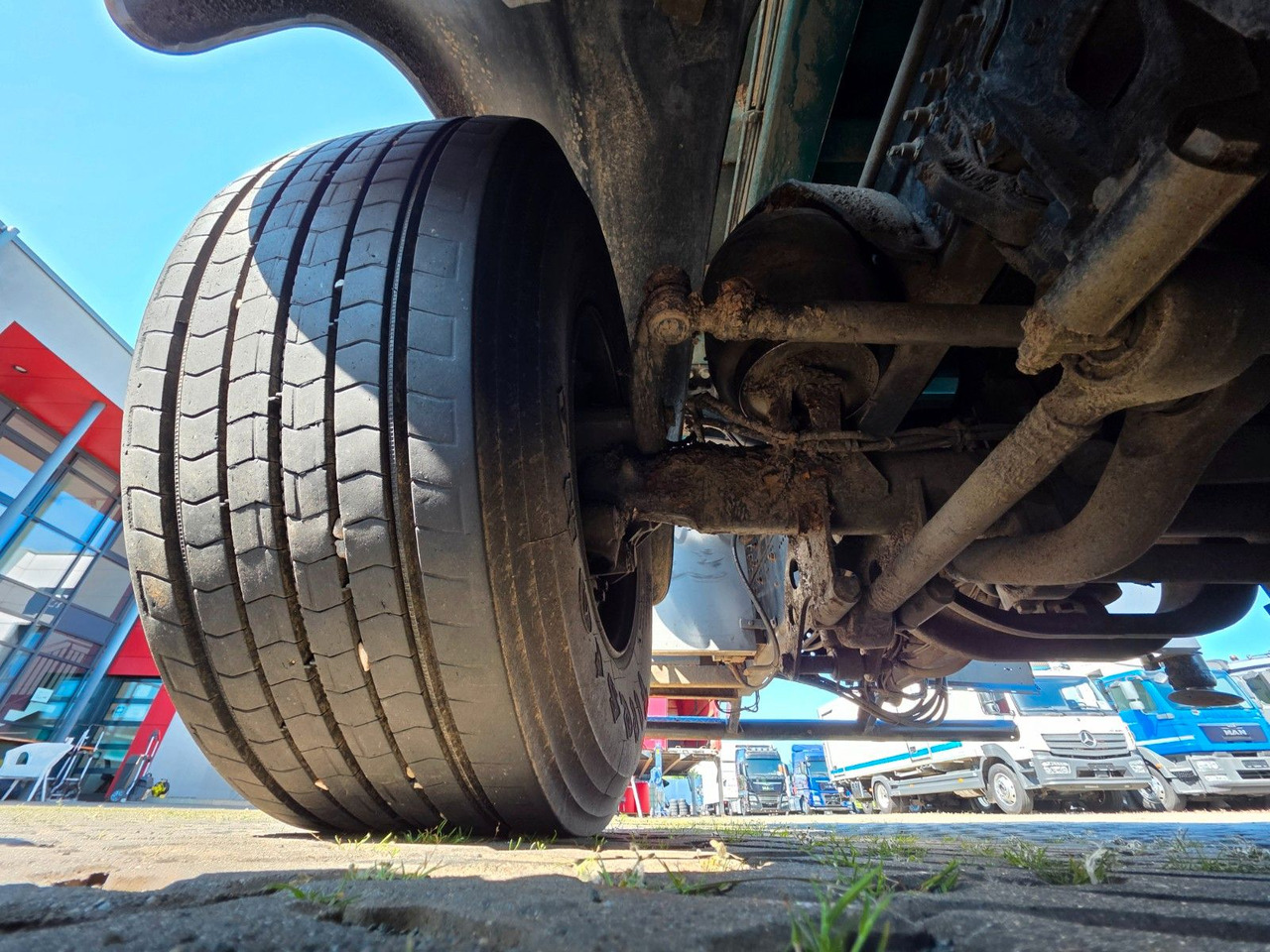 Tipper, Crane truck MAN TGS 28.480 6X4H-4 BL /HIAB /Fernbed. / Lenkachse: picture 30 Tipper, Crane truck MAN TGS 28.480 6X4H-4 BL /HIAB /Fernbed. / Lenkachse: picture 30