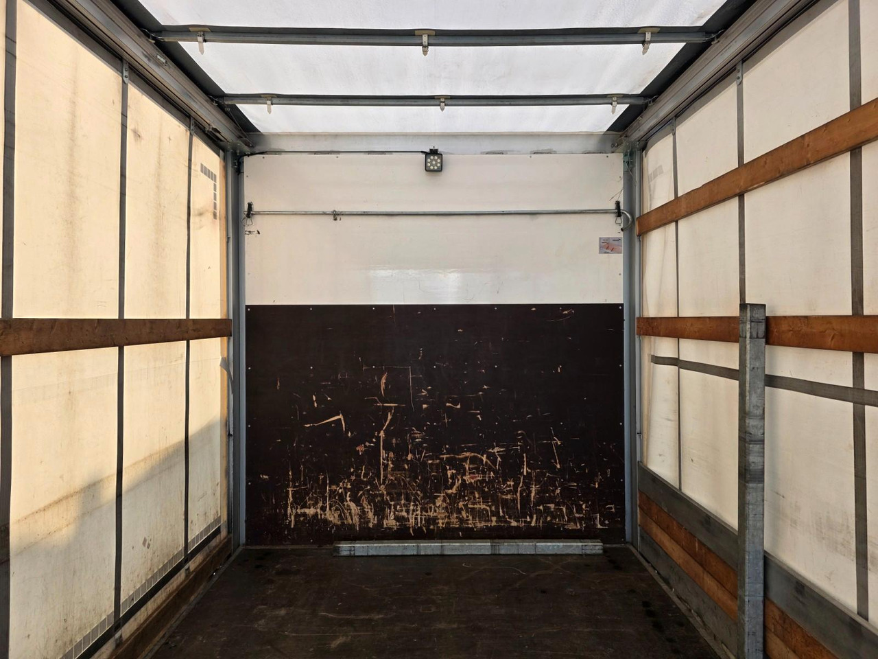 Curtainsider truck MAN TGX 12.250 4X2 BL CH / Totwinkelkamera / 6E: picture 15