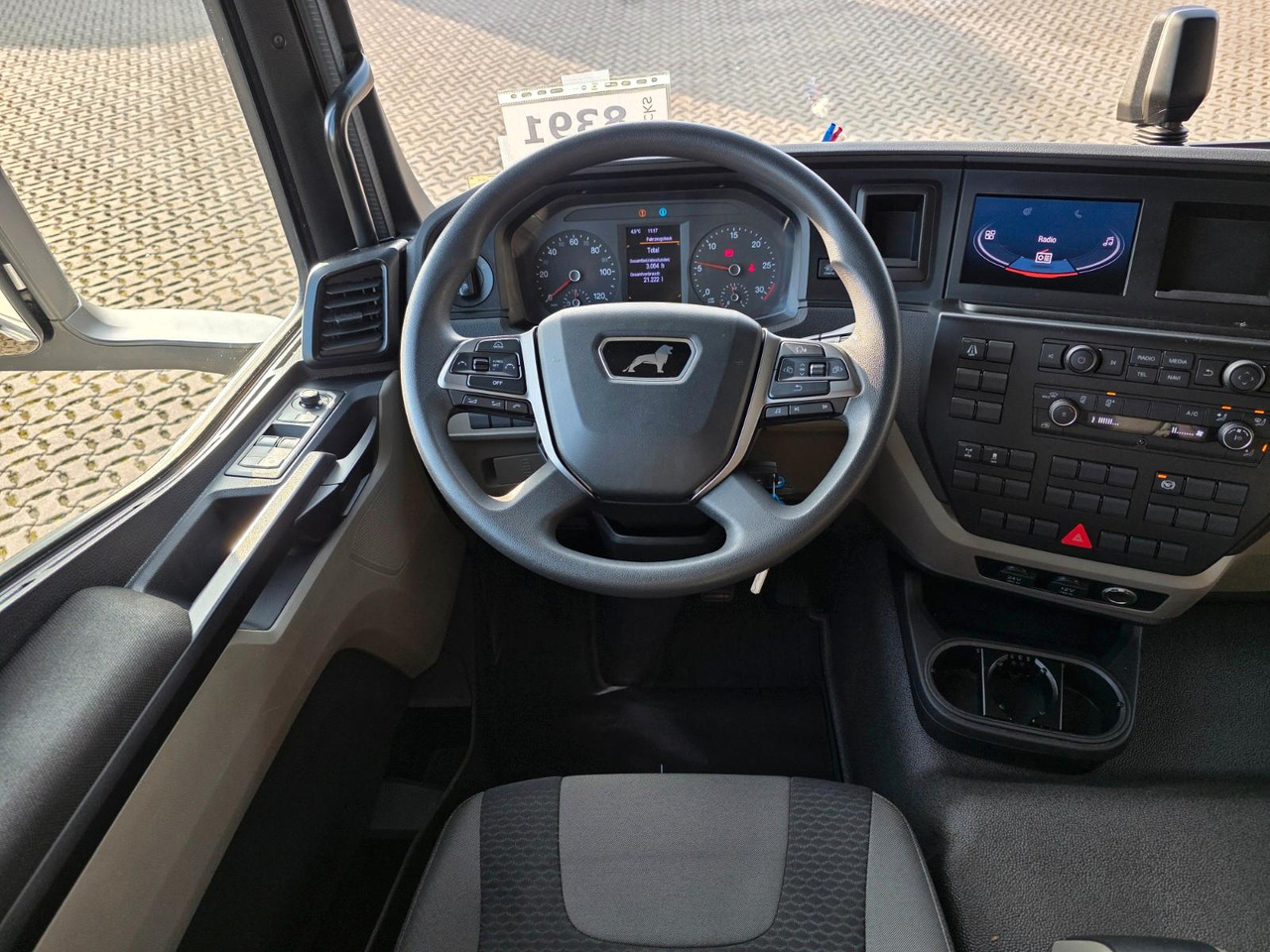 Curtainsider truck MAN TGX 12.250 4X2 BL CH / Totwinkelkamera / 6E: picture 35