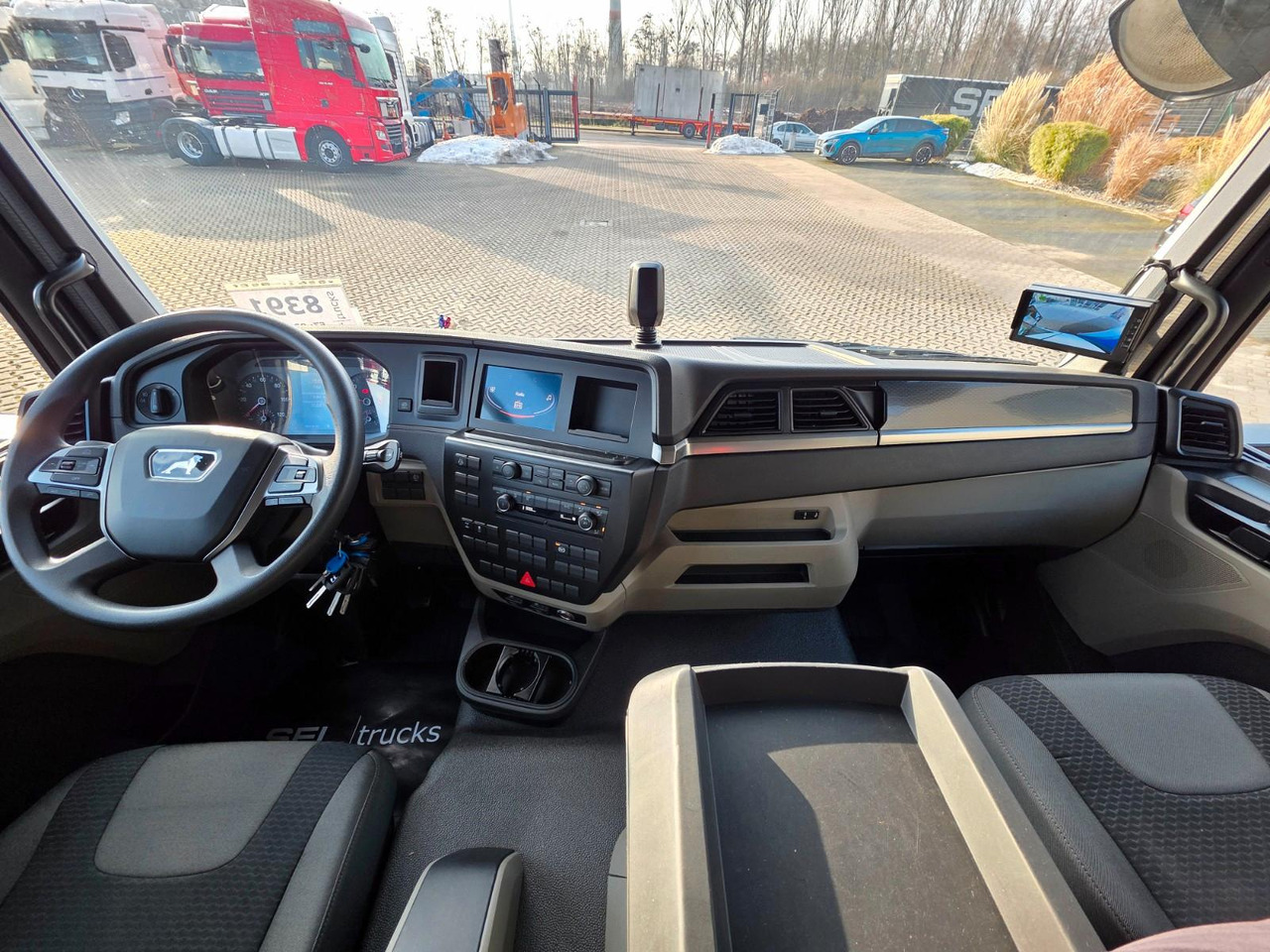 Curtainsider truck MAN TGX 12.250 4X2 BL CH / Totwinkelkamera / 6E: picture 31