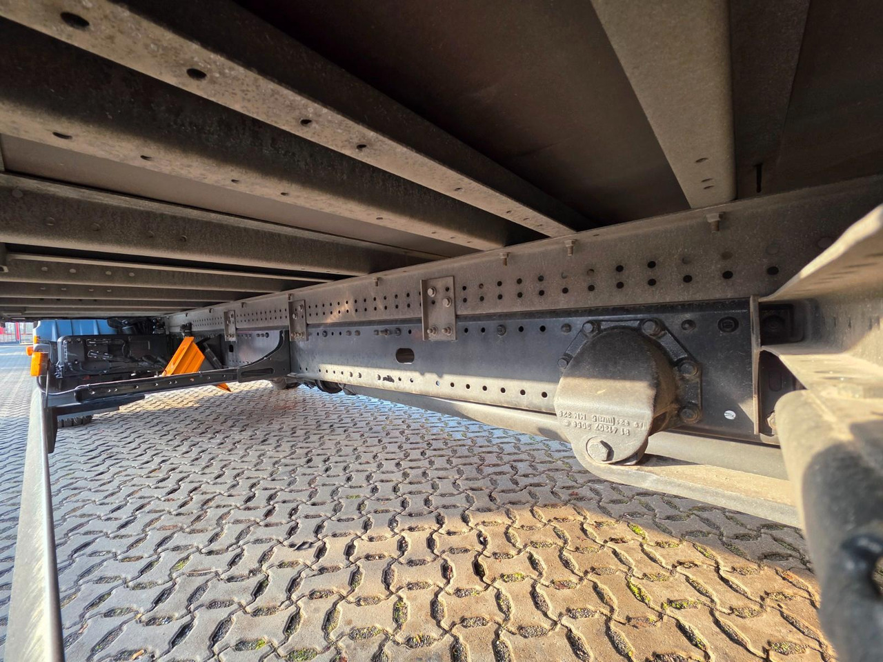 Curtainsider truck MAN TGX 12.250 4X2 BL CH / Totwinkelkamera / 6E: picture 10