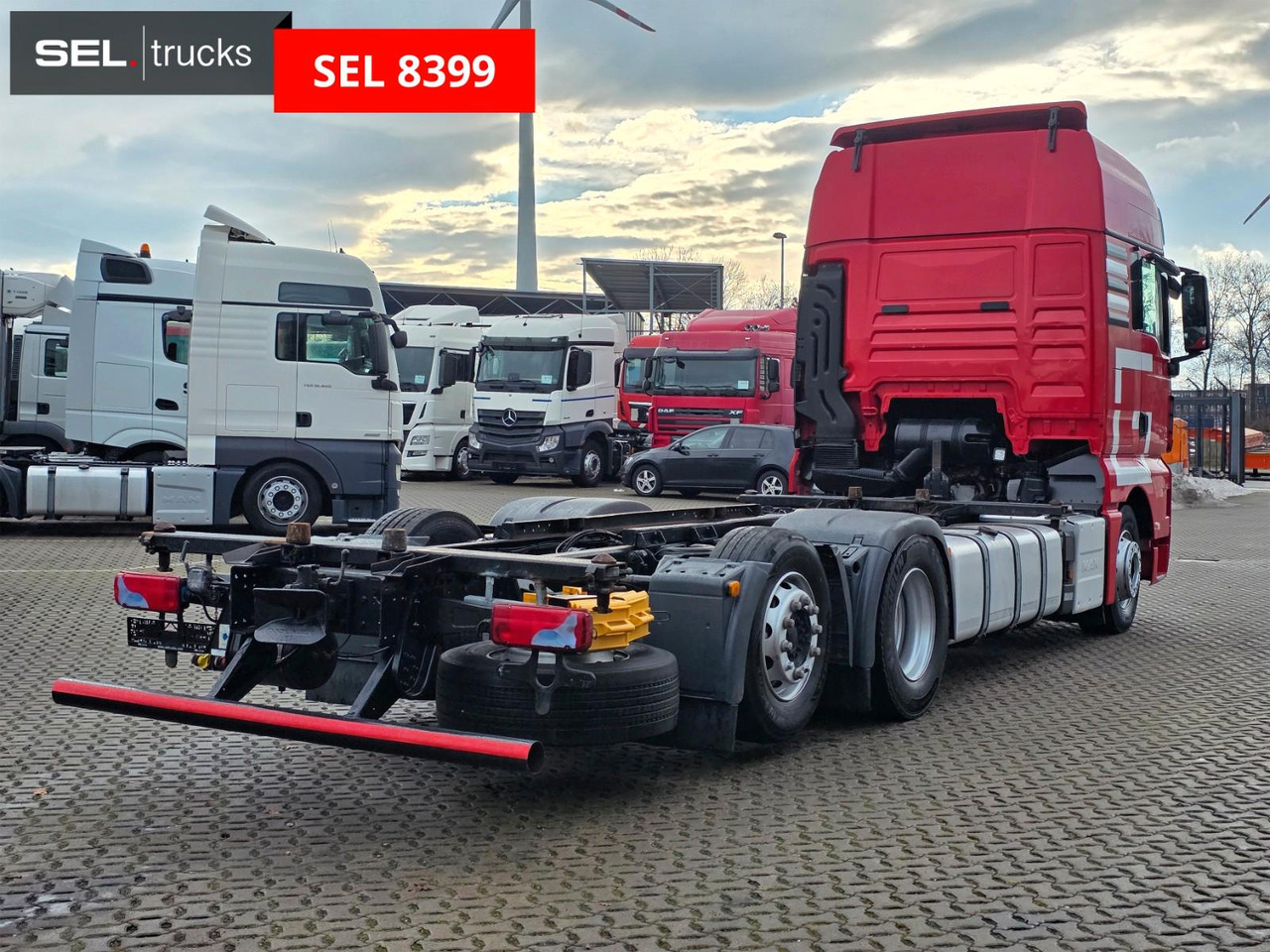 MAN TGX 26.460 6x2/Intarder/Standklima/Totwinkelkam. - Container transporter/ Swap body truck: picture 5 MAN TGX 26.460 6x2/Intarder/Standklima/Totwinkelkam. - Container transporter/ Swap body truck: picture 5