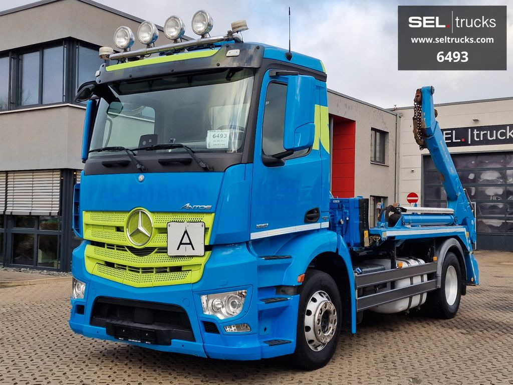 Mercedes-Benz Antos 1851 / Meiller Kipper / Standklima / Navi - Skip loader truck: picture 1 Mercedes-Benz Antos 1851 / Meiller Kipper / Standklima / Navi - Skip loader truck: picture 1