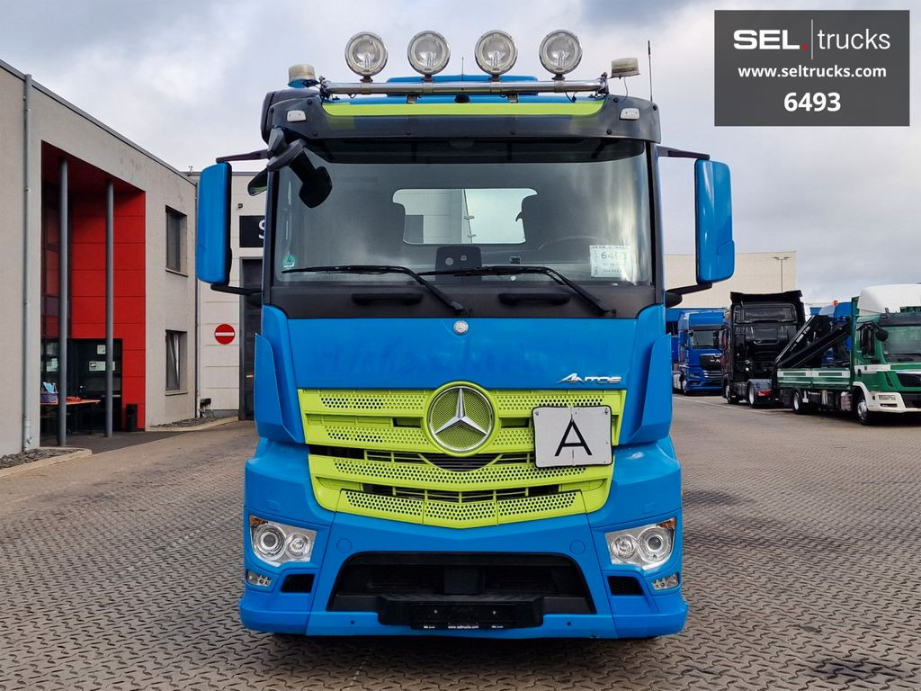 Mercedes-Benz Antos 1851 / Meiller Kipper / Standklima / Navi Mercedes-Benz Antos 1851 / Meiller Kipper / Standklima / Navi - Skip loader truck: picture 2 Mercedes-Benz Antos 1851 / Meiller Kipper / Standklima / Navi Mercedes-Benz Antos 1851 / Meiller Kipper / Standklima / Navi - Skip loader truck: picture 2