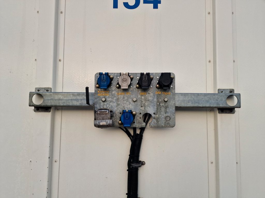 Beverage semi-trailer System Trailer PRSSL-24-1TRI / Ladebordwand: picture 14