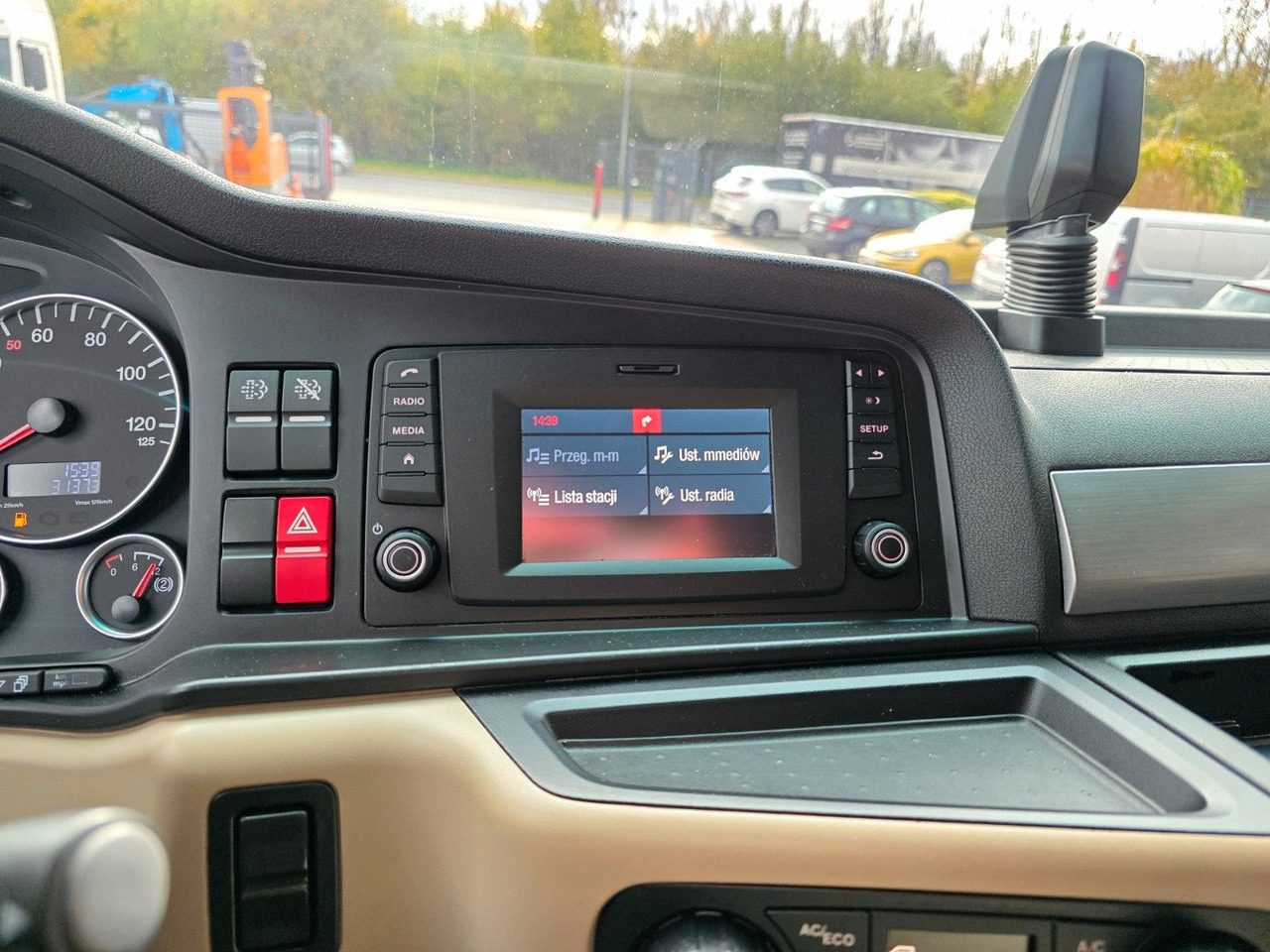 Tractor unit MAN TGX 18.460 4X2 BLS / Retarder / ADR AT: picture 39 Tractor unit MAN TGX 18.460 4X2 BLS / Retarder / ADR AT: picture 39