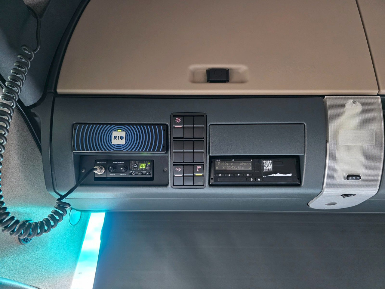 Tractor unit MAN TGX 18.460 4X2 BLS / Retarder / ADR AT: picture 34 Tractor unit MAN TGX 18.460 4X2 BLS / Retarder / ADR AT: picture 34