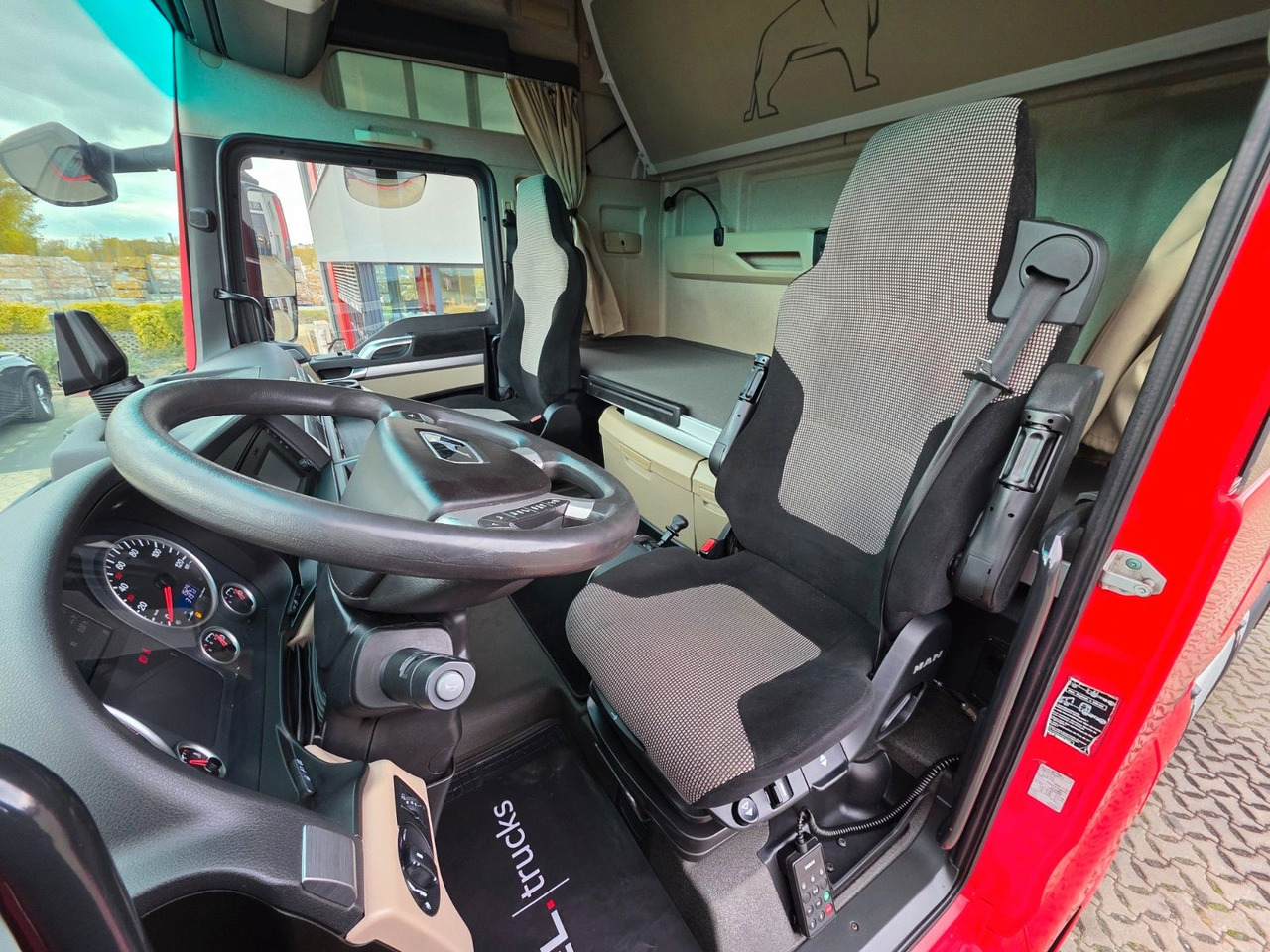 Tractor unit MAN TGX 18.460 4X2 BLS / Retarder / ADR AT: picture 27 Tractor unit MAN TGX 18.460 4X2 BLS / Retarder / ADR AT: picture 27