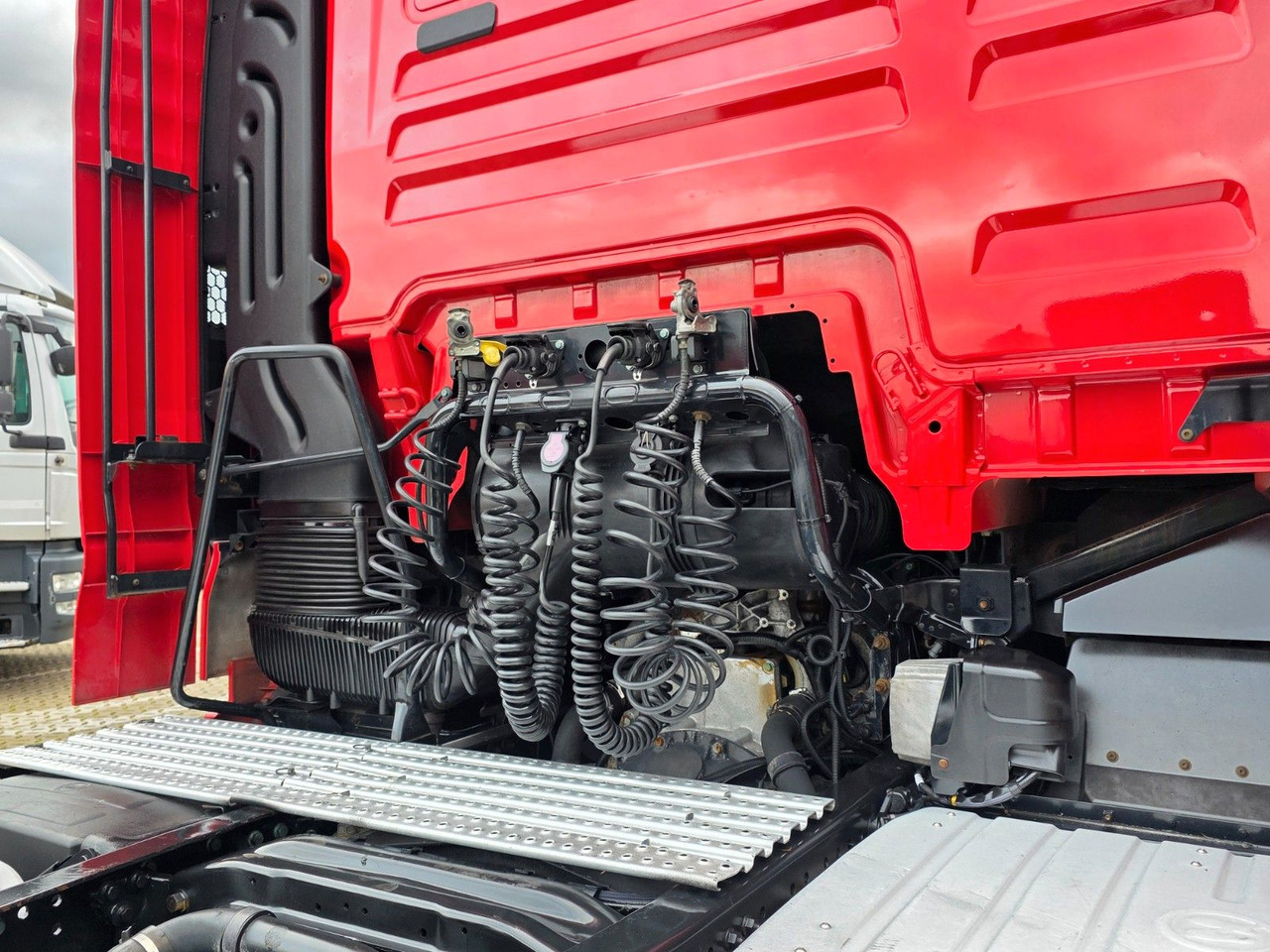 Tractor unit MAN TGX 18.460 4X2 BLS / Retarder / ADR AT: picture 17 Tractor unit MAN TGX 18.460 4X2 BLS / Retarder / ADR AT: picture 17