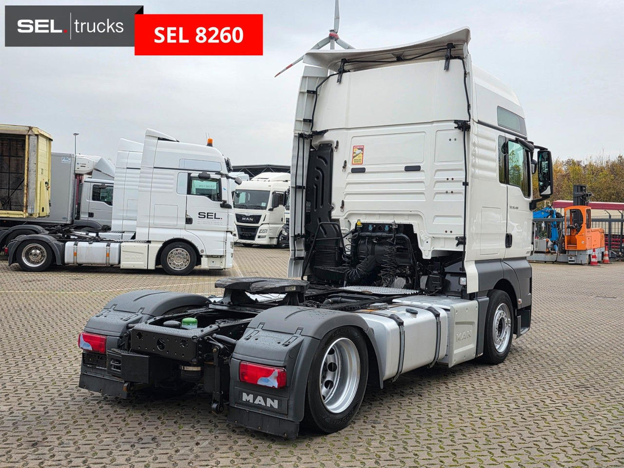MAN TGX 18.460 4X2 LLS-U / Retarder / 2 Tanks - Tractor unit: picture 5 MAN TGX 18.460 4X2 LLS-U / Retarder / 2 Tanks - Tractor unit: picture 5