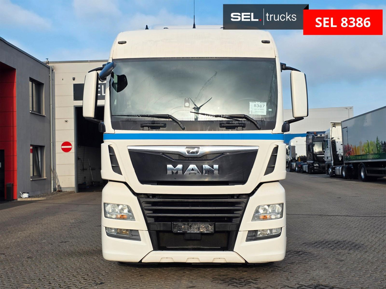 MAN TGX 18.500 4X2 BLS / Retarder / Standklima - Tractor unit: picture 2 MAN TGX 18.500 4X2 BLS / Retarder / Standklima - Tractor unit: picture 2