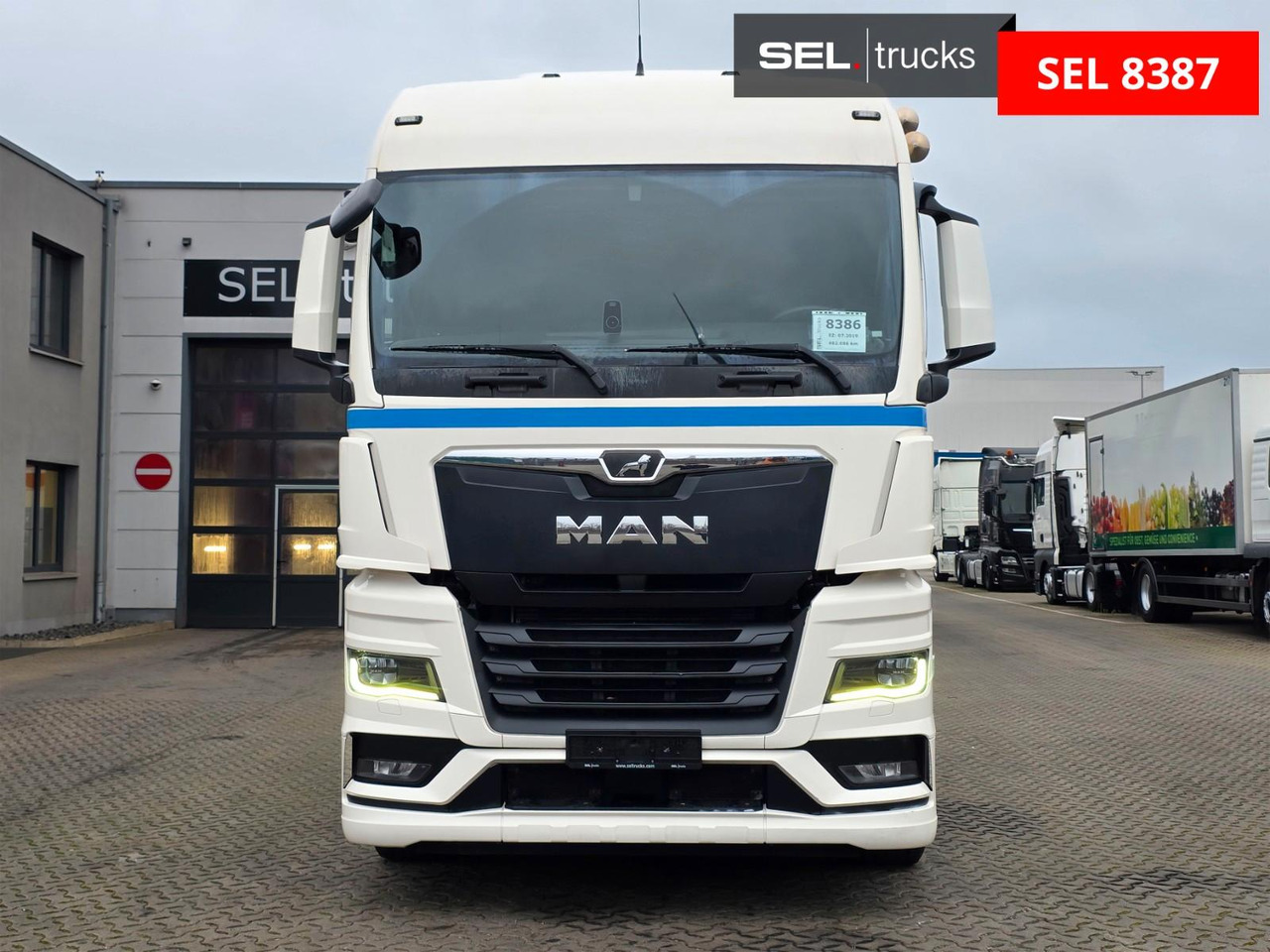 MAN TGX 18.510 4x2 LL SA / Retarder / Alu-Felgen / 6 - Tractor unit: picture 2 MAN TGX 18.510 4x2 LL SA / Retarder / Alu-Felgen / 6 - Tractor unit: picture 2