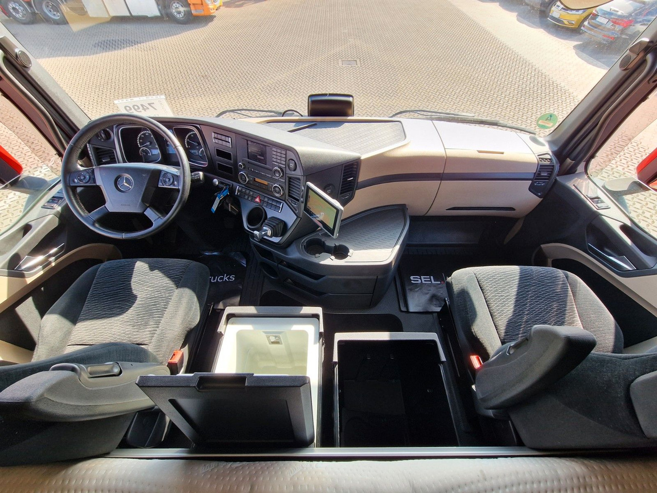 Tractor unit Mercedes-Benz Actros 1845 / Retarder / Standklima / Xenon: picture 23