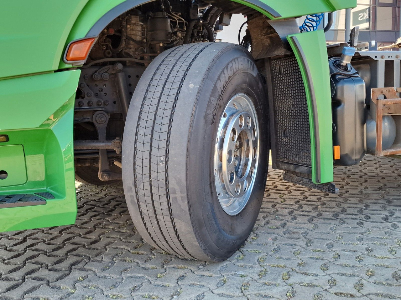 Tractor unit Mercedes-Benz Actros 1846 / Retarder / Kompressor / 6D: picture 27