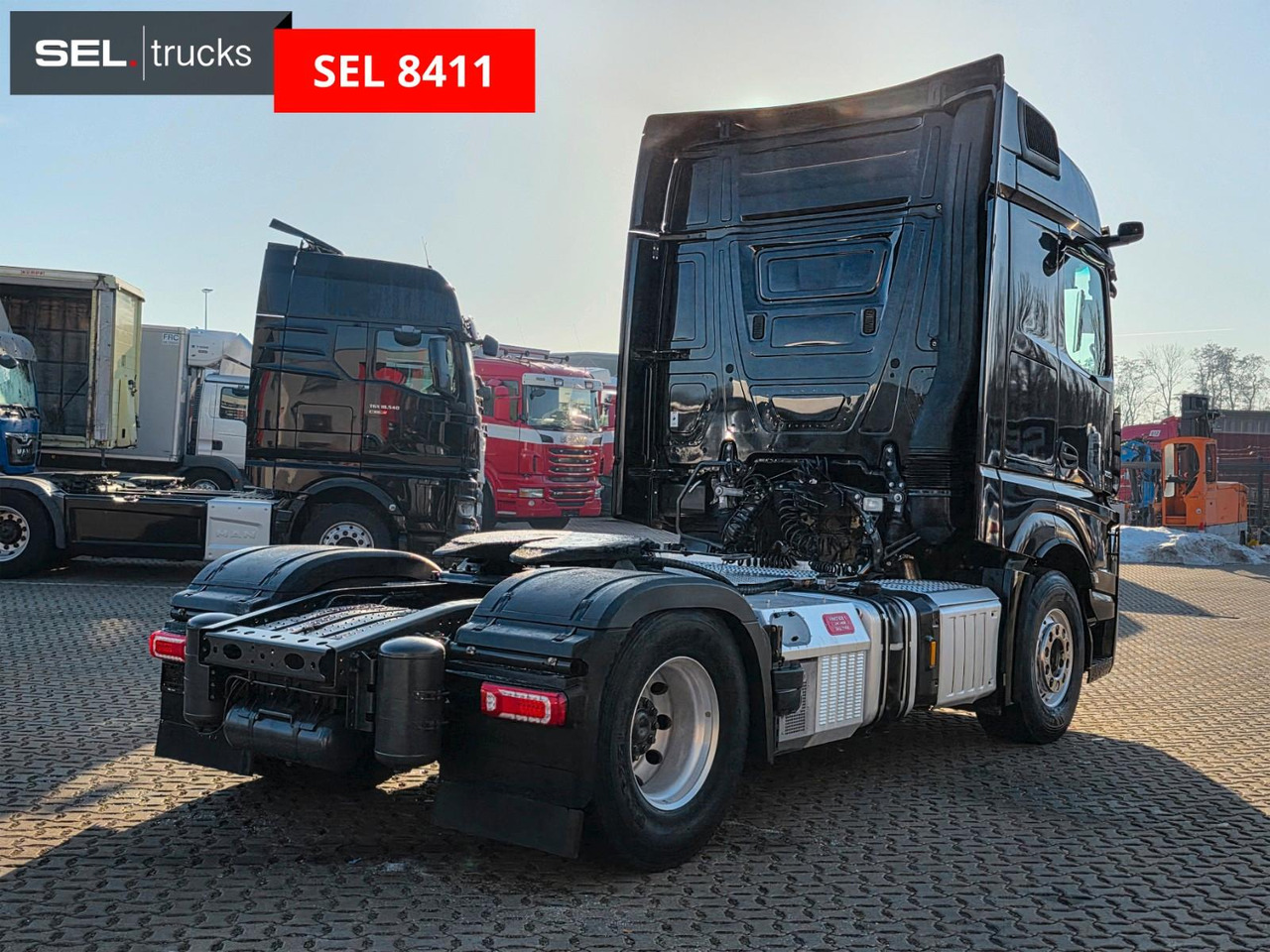 Mercedes-Benz Actros 1853 / Retarder / Kompressor / Kipphydr. - Tractor unit: picture 5 Mercedes-Benz Actros 1853 / Retarder / Kompressor / Kipphydr. - Tractor unit: picture 5