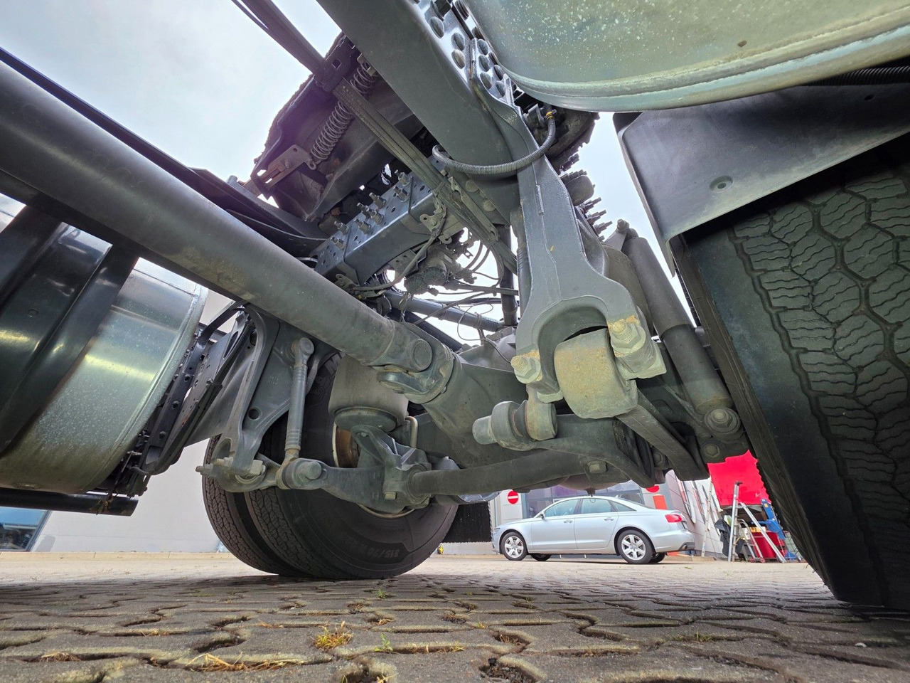 Tractor unit Volvo FH 500 / Retarder / Nebenabtrieb / 6E: picture 23