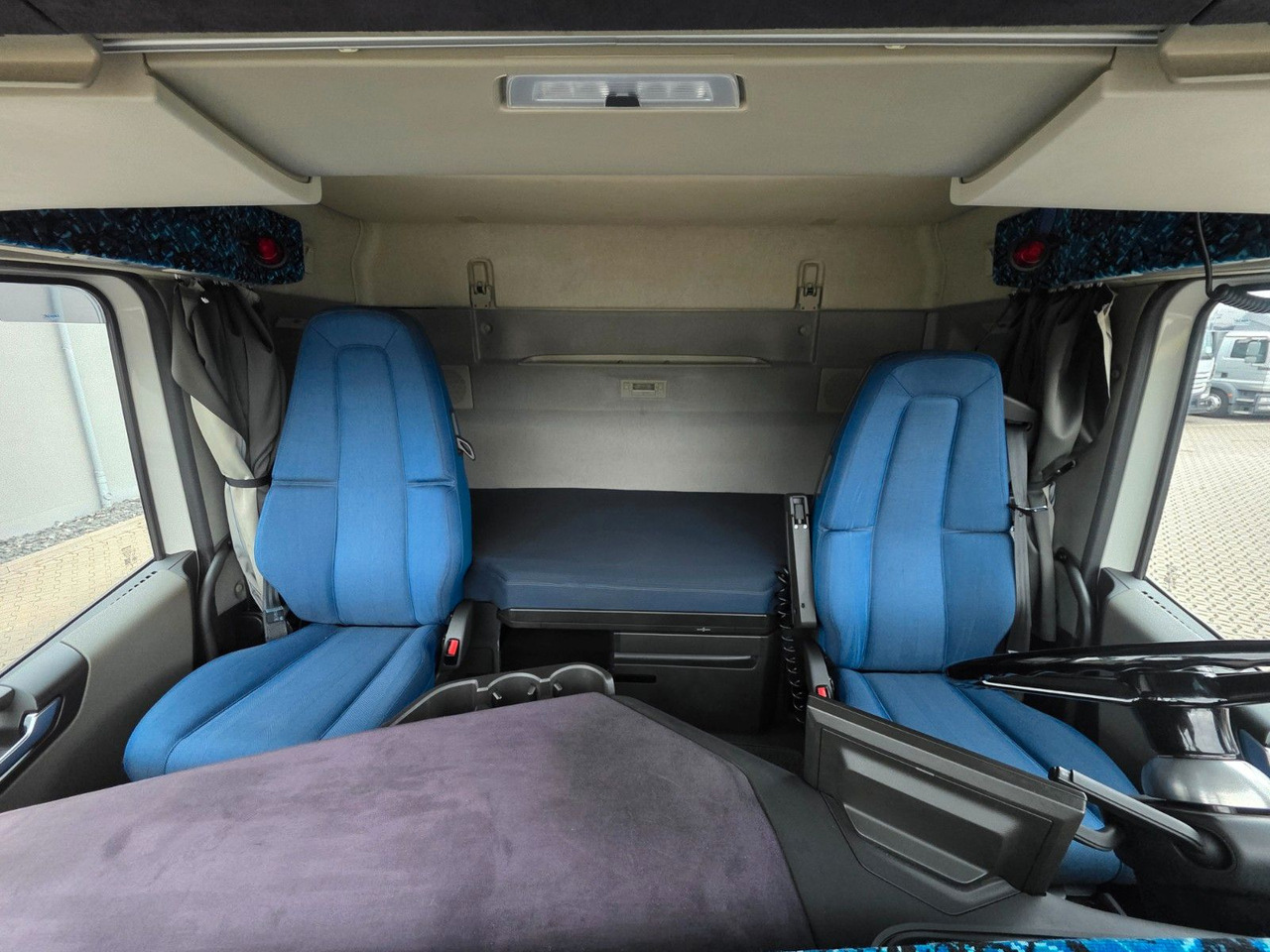 Tractor unit Volvo FH 500 / Retarder / Nebenabtrieb / 6E: picture 31